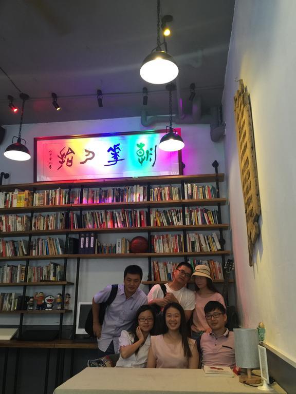 Zhaohuaxishi Youth Hostel กวางโจว ภายนอก รูปภาพ