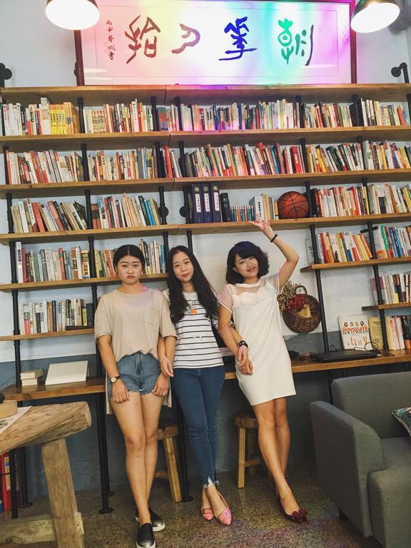 Zhaohuaxishi Youth Hostel กวางโจว ภายนอก รูปภาพ